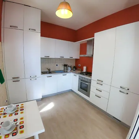Palazzotto Apts Палланца