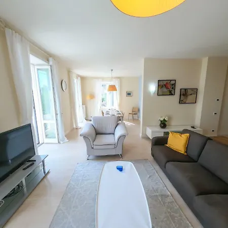 Апартаменты Palazzotto Apts Палланца